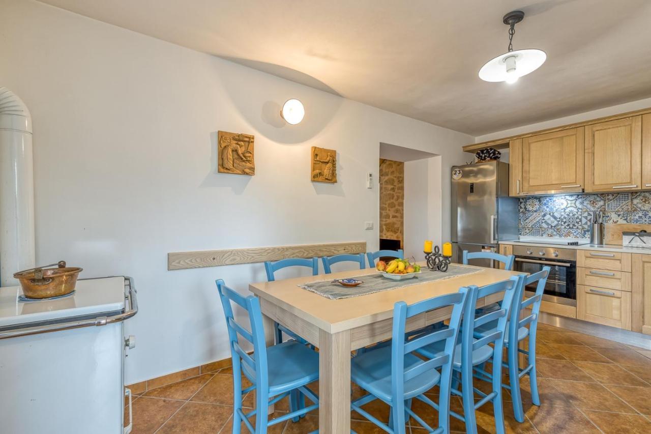 Casa Giorgio Apartment โปเรช ภายนอก รูปภาพ
