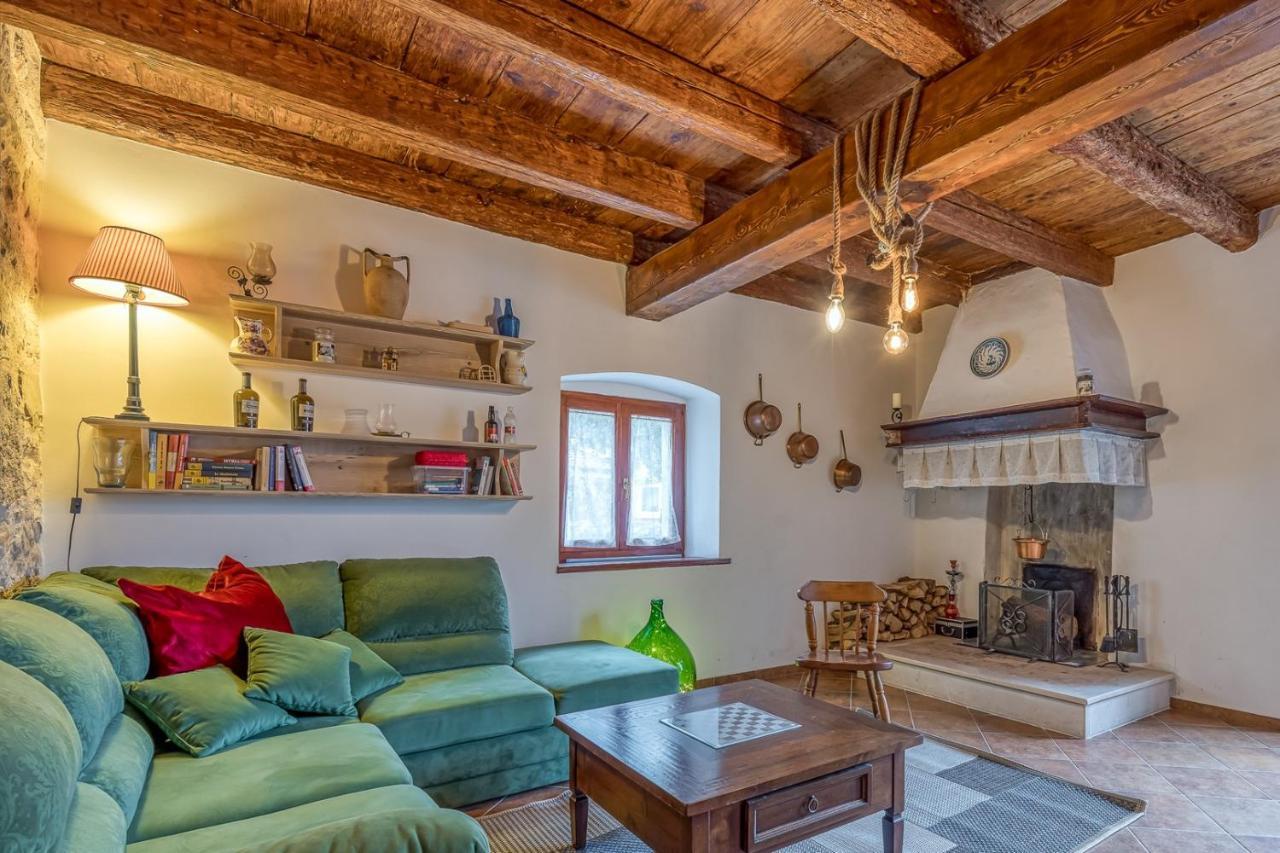 Casa Giorgio Apartment โปเรช ภายนอก รูปภาพ