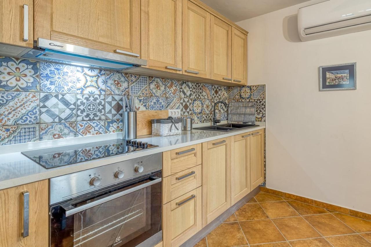 Casa Giorgio Apartment โปเรช ภายนอก รูปภาพ