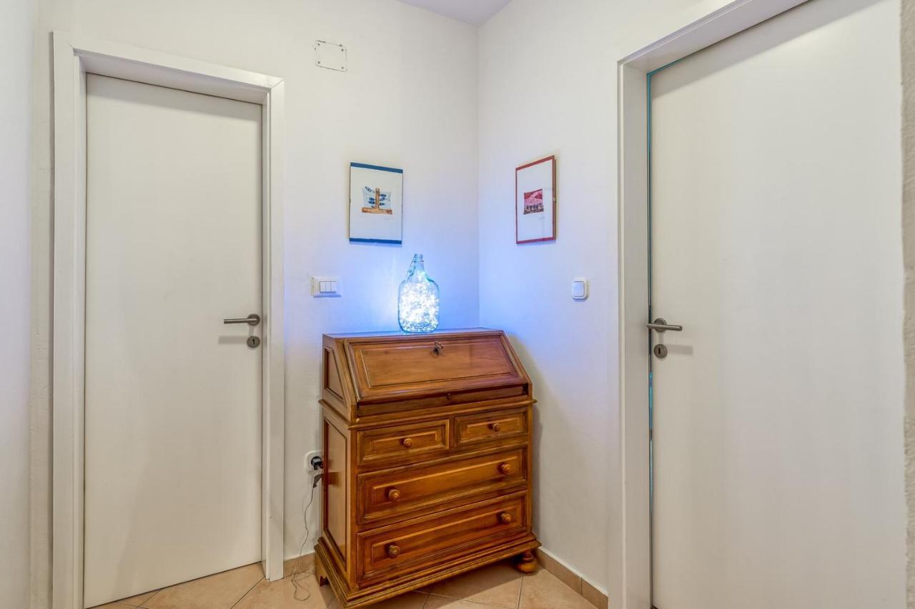 Casa Giorgio Apartment โปเรช ภายนอก รูปภาพ